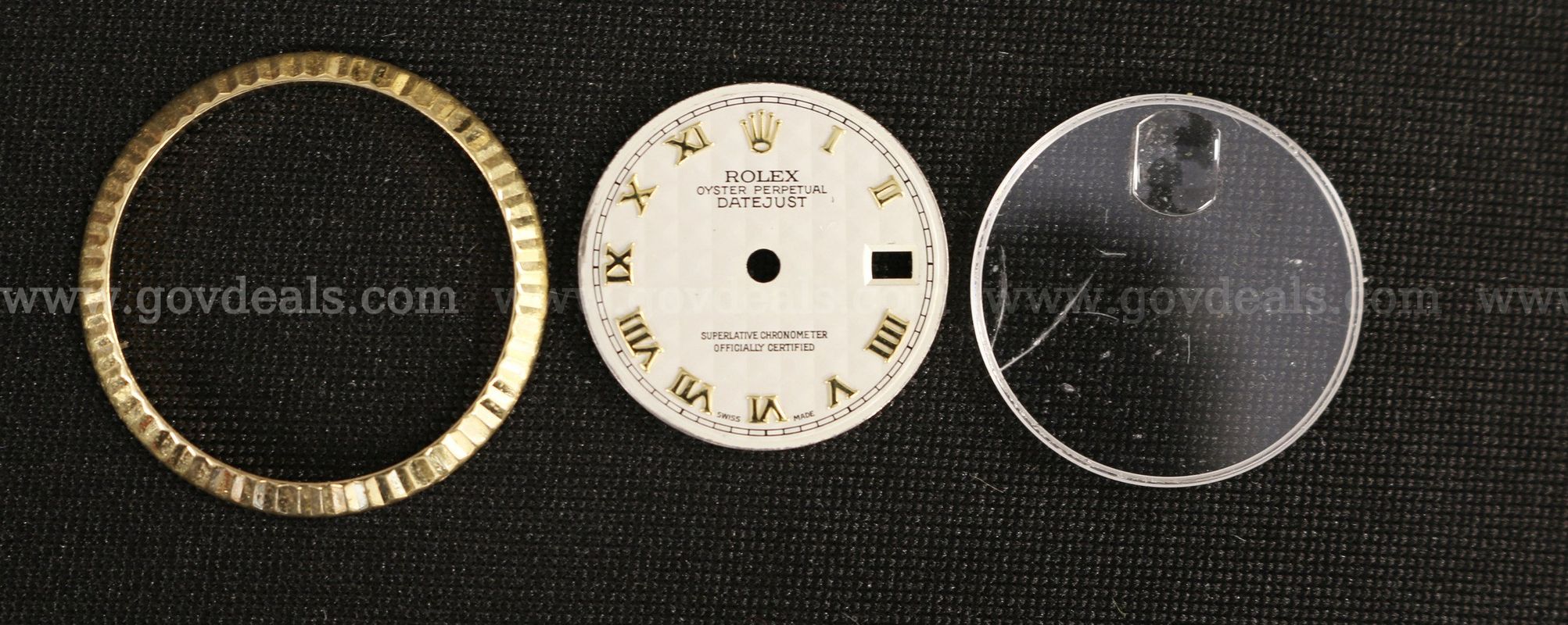 Rolex 18K Yellow Gold Fluted Bezel & Rolex Dial & Crystal