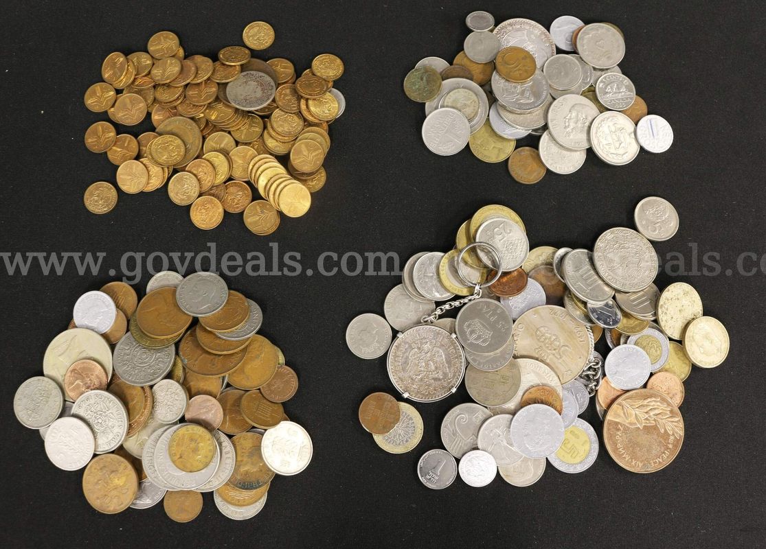 570 Assorted Foreign Coins