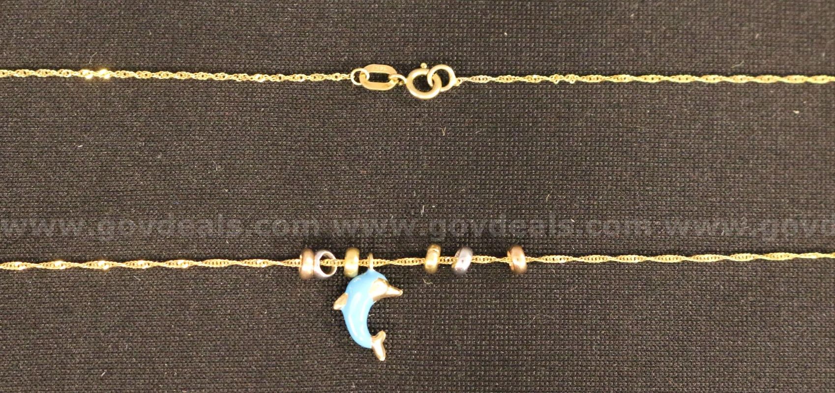 14K Yellow Gold Twisted Curb Link Necklace with Dolphin Pendant, 1.2 Grams