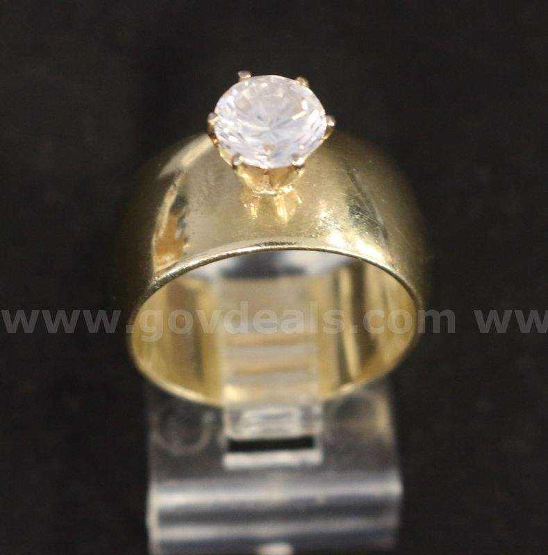 14K Yellow Gold Solitaire Design Wide Band Ring With White Stone, 9.1 Grams