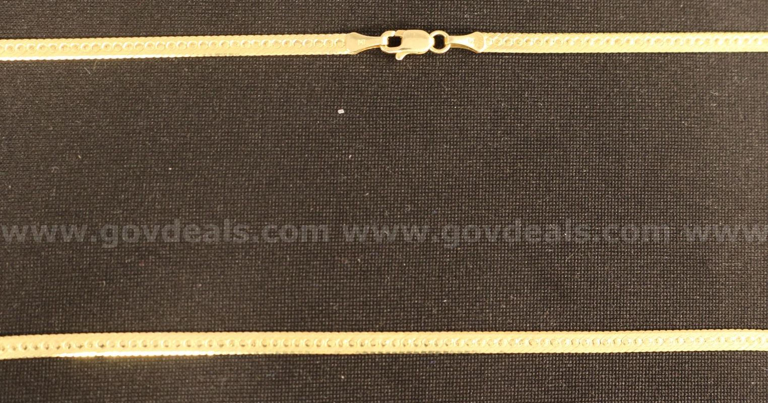 14K Yellow Gold Herringbone Design Necklace, 8.1 Grams