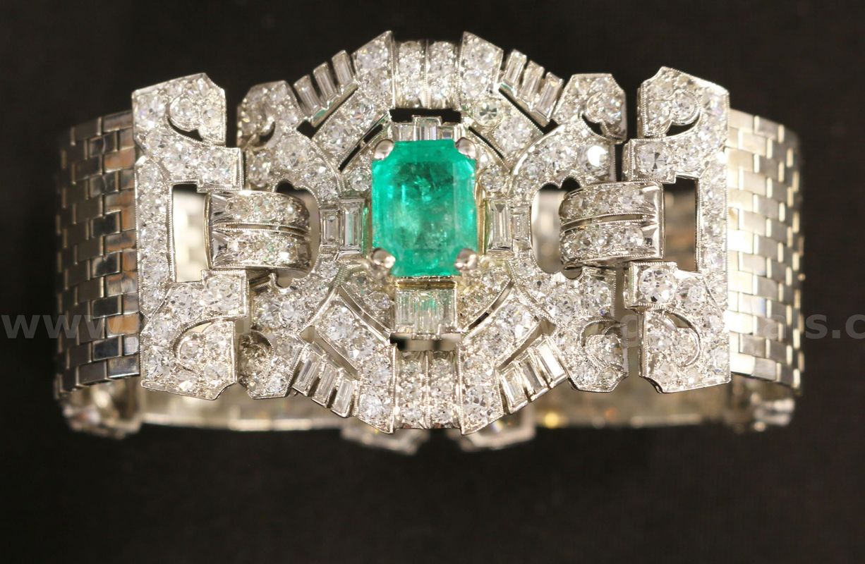 14K White Gold Flat Link Bracelet With 4.25 Carat Emerald & Diamonds, 67.1 Grams