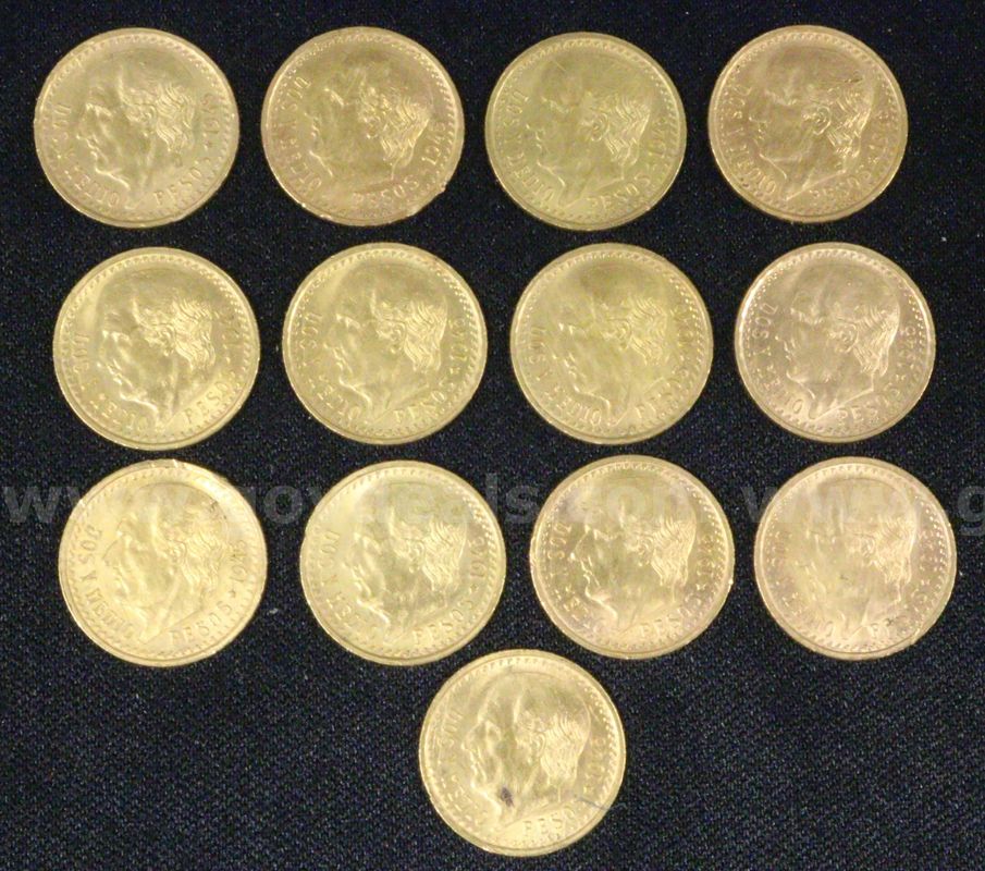 13- 1945 Mexican Dos y Medio Pesos Gold Coins, 27.1 Grams Total