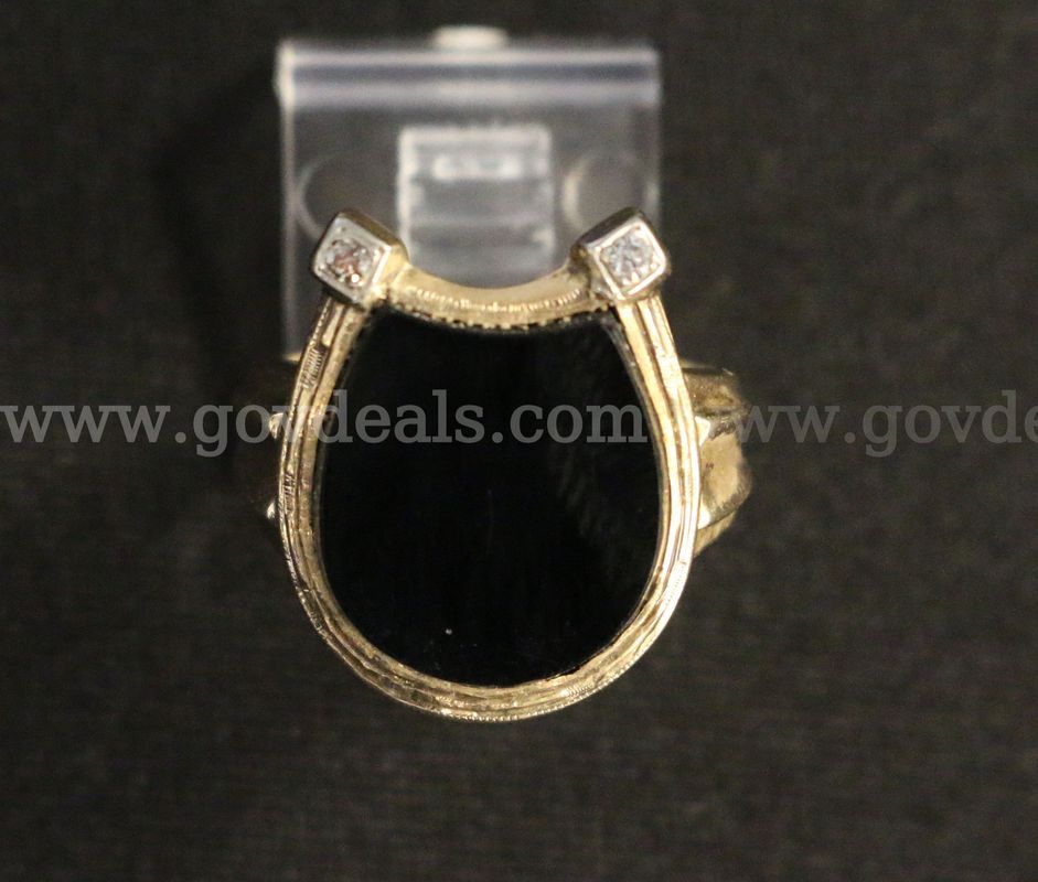 10k Yellow Gold Horseshoe Design Ring with Onyx and Diamonds, 4.9 Grams