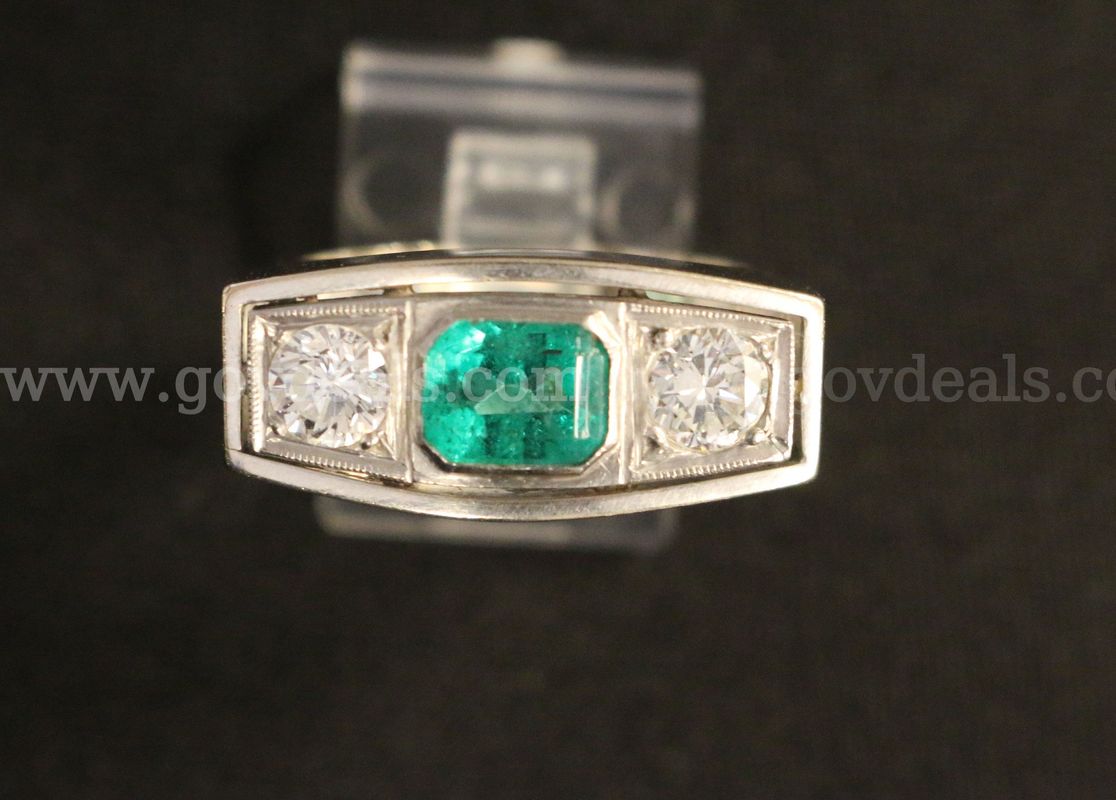 18k White Gold Wide Band Ring with Emerald and Diamonds, 11.6 Grams
