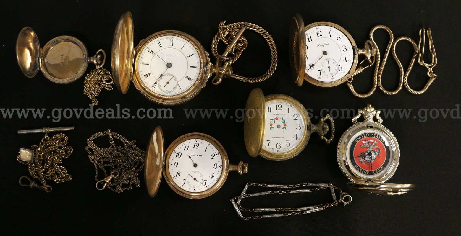 5 Assorted Gold Tone Pocket Watches & Loose Gold Tone Chains