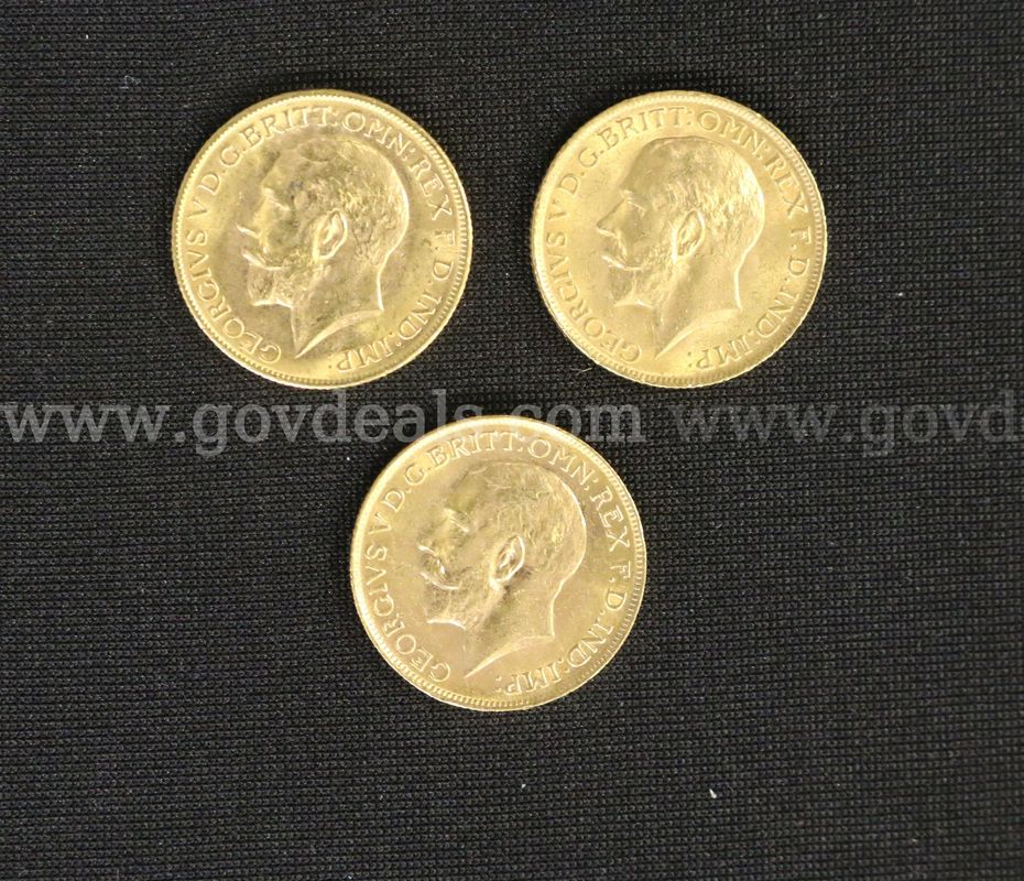 3 Assorted Date British George V Gold Sovereign Coins, 23.7 Grams Total