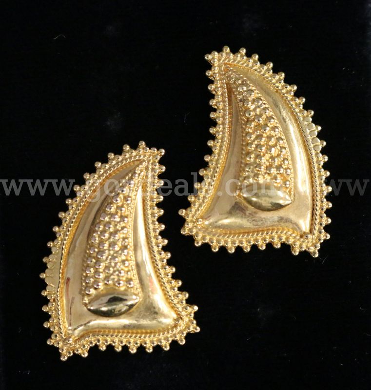 21K Yellow Gold Paisley Design Earrings, 10.8 Grams