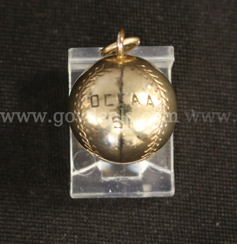 10K Yellow Gold Baseball/Softball Design Pendant, 4.4 Grams