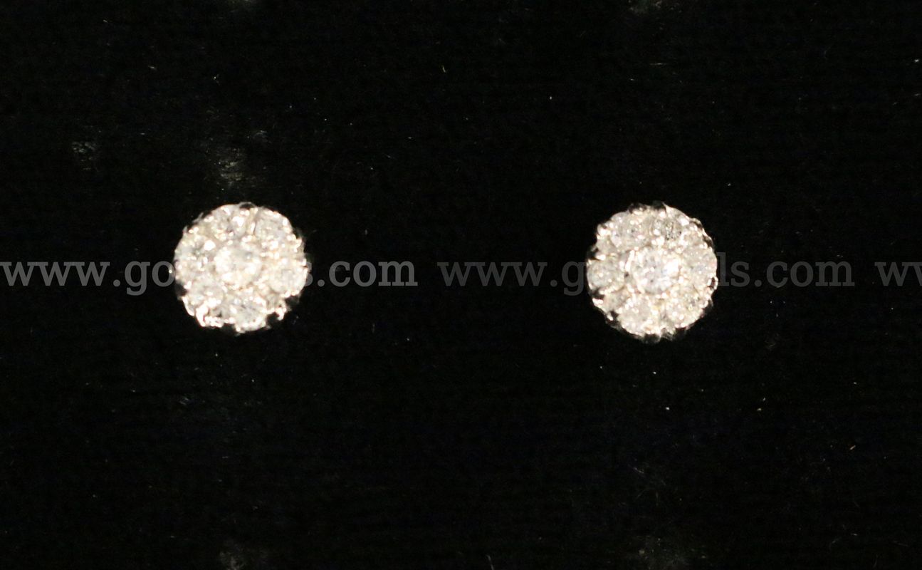 14K White Gold Stud/Cluster Design Earring With Diamonds, 1.5 Grams