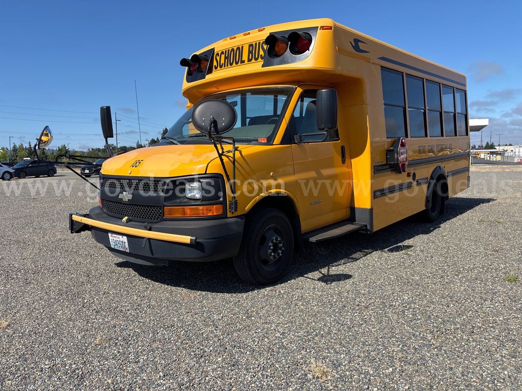 2011 Chevrolet Express Bus G4500