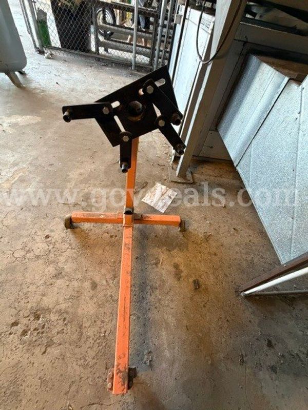 ROLLING ENGINE STAND- PLEASE READ ENTIRE POST