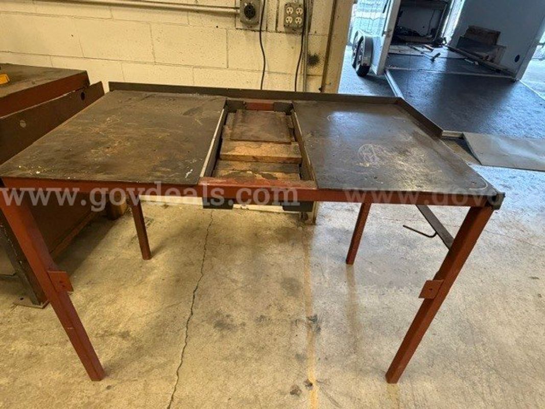 Heavy Duty Steel work Table