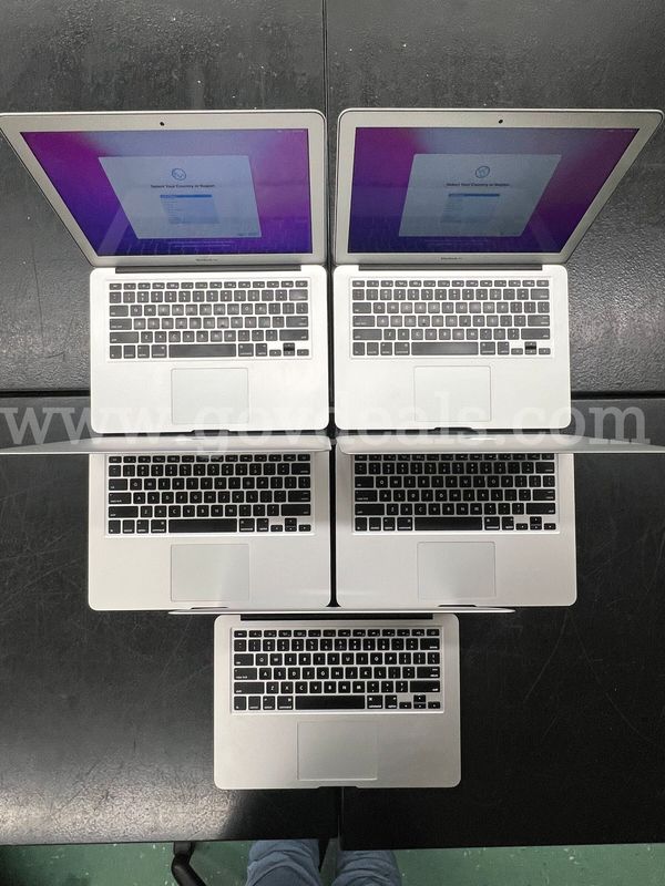Lot of 60 MacBook Air Laptops (2017)