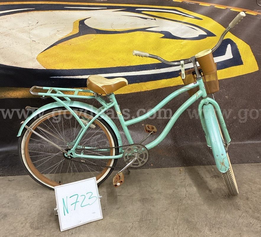 Huffy Nel Lusso, 18-Inch Ct