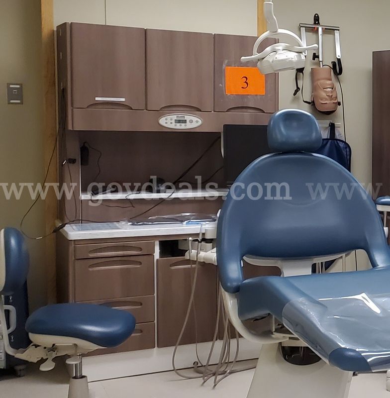 Dental Delivery System Cabinetry (hold suction)