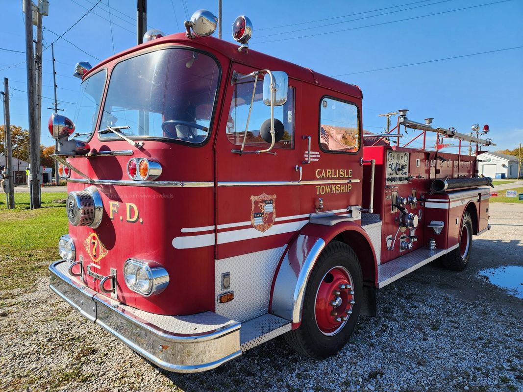 1963 SEAGRAVE Fire Engine Pump Truck