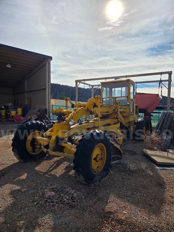 1966 Caterpillar 12E Motor Grader – Strong Parts/Export Value – Classic Cat Iron
