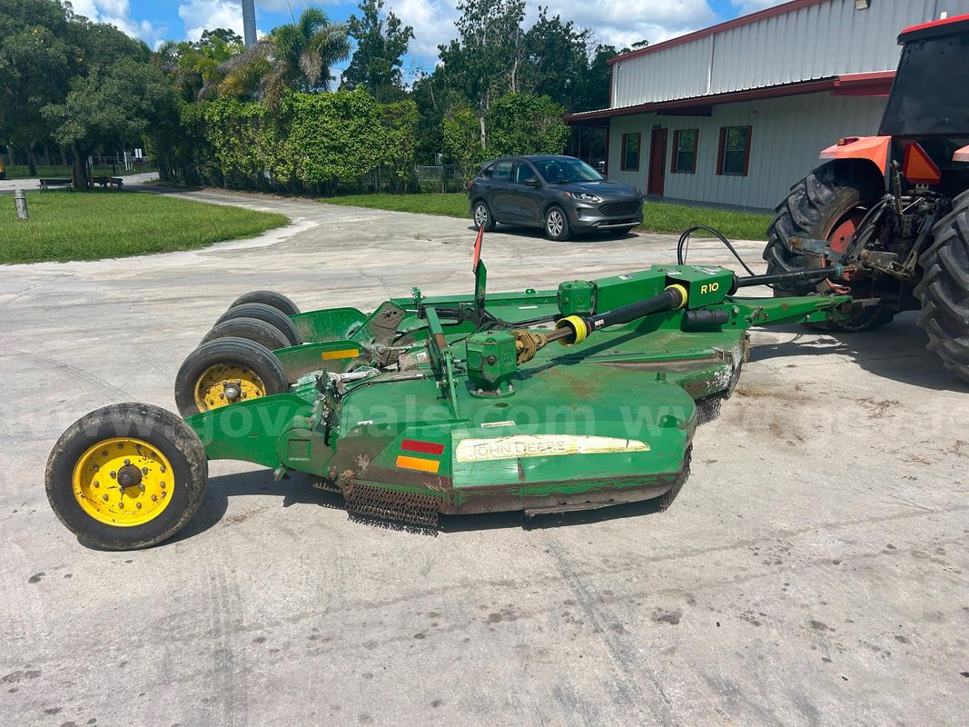 2019 John Deere R10 Flex-Wing Rotary Cutter