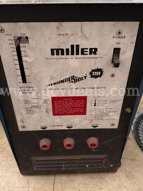 Miller SMAW ThunderBolt 225V Arc Welder