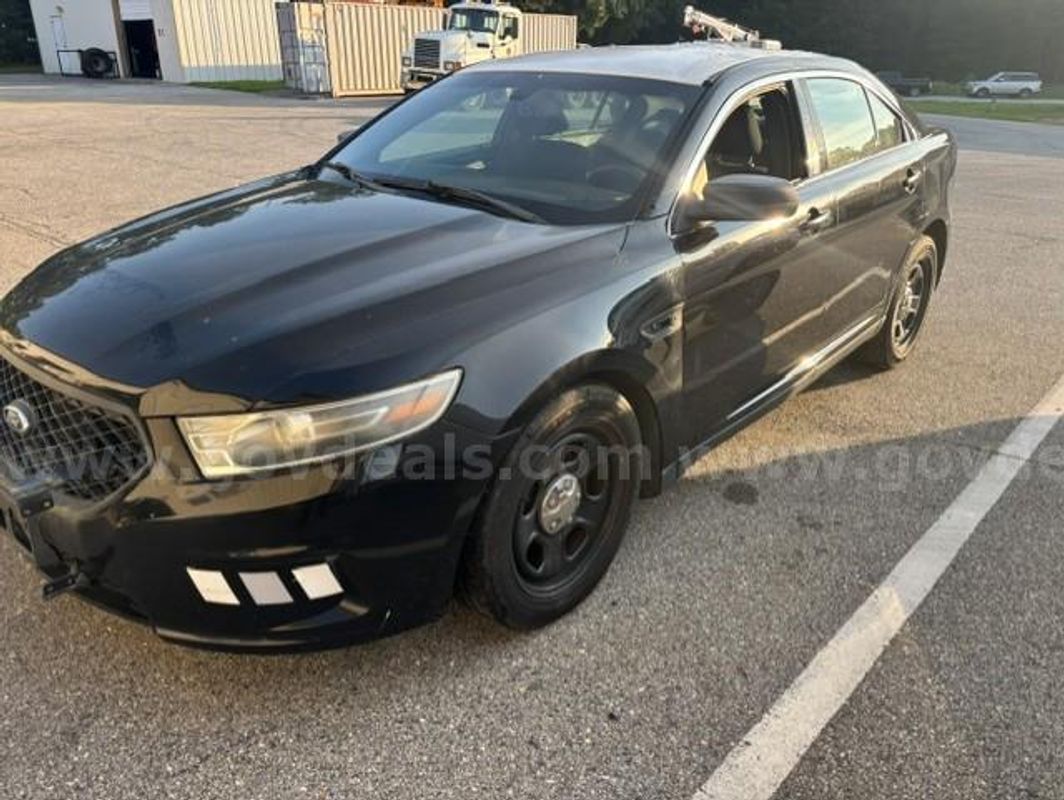2015 Ford Taurus