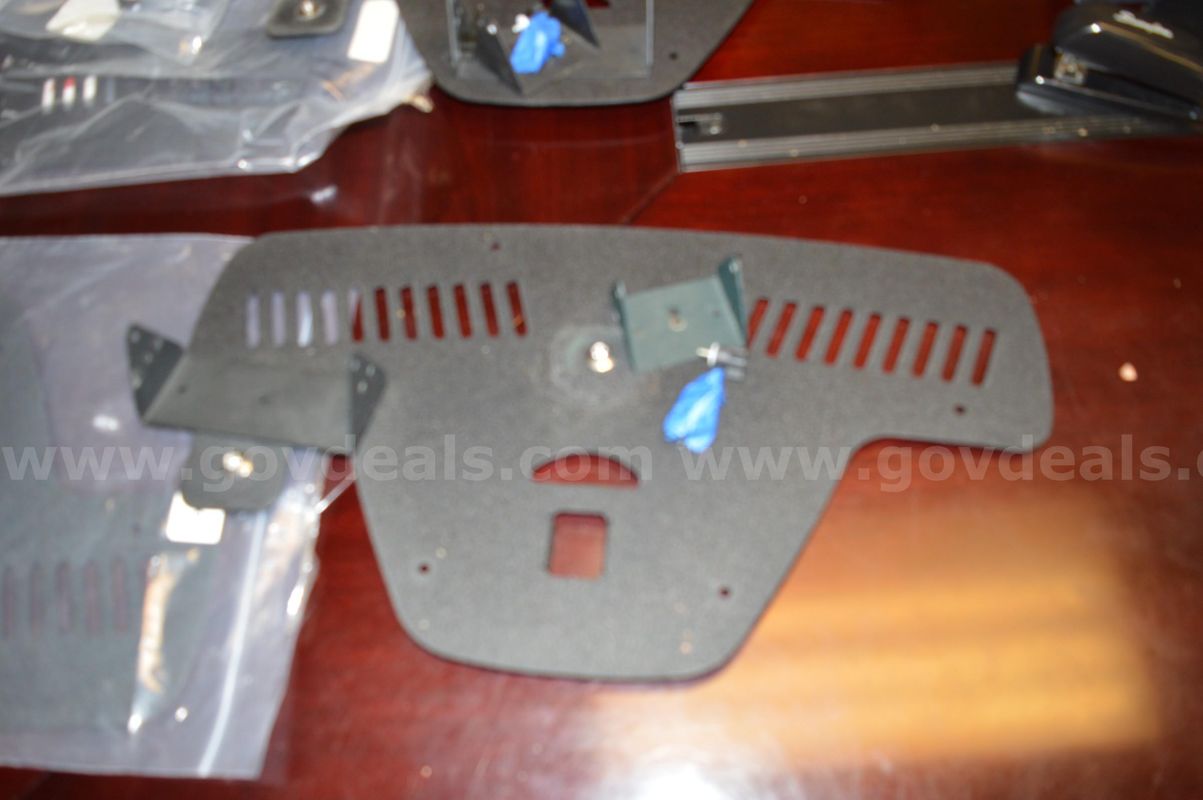1 Lot of 4 Radar Mounts