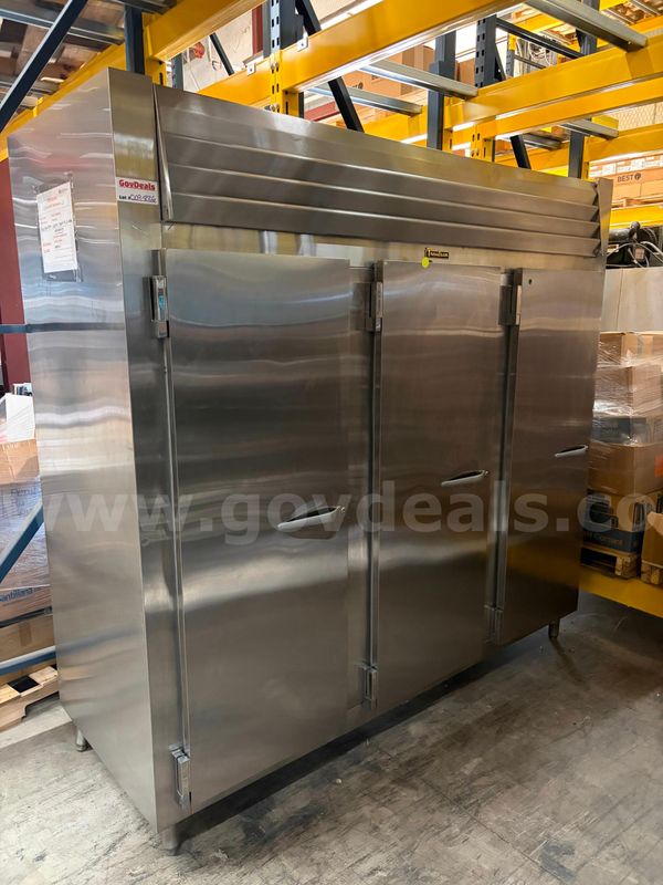 The Mystery Box of Commercial Refrigeration – Traulsen Stainless Steel Refrigerator