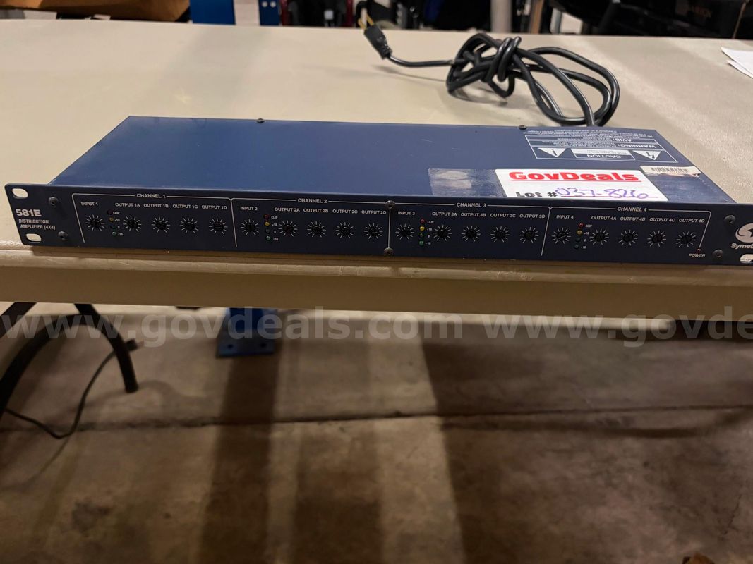 Symetrix 581E Distribution Amplifier 4x4 (Knob-Enthusiast Special)