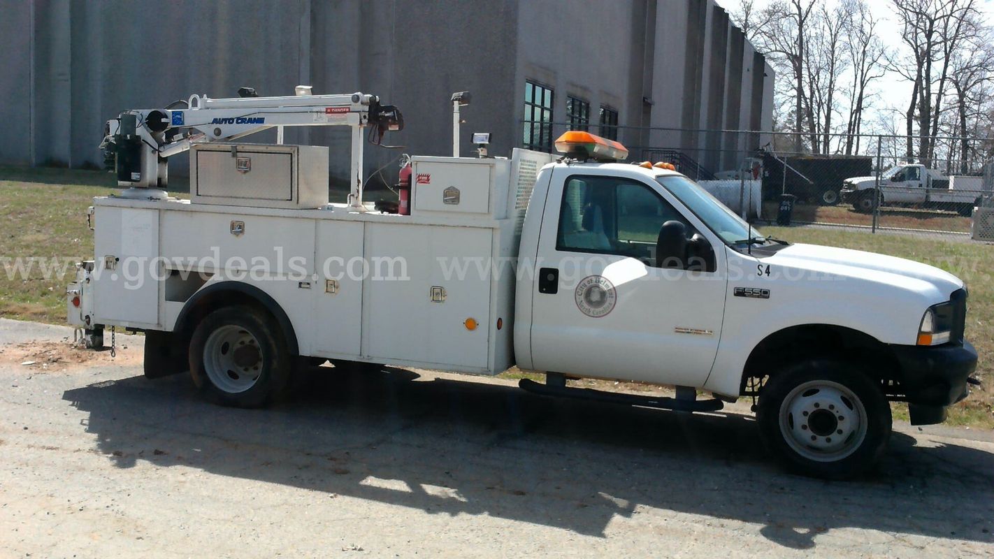 2003 Ford F-550