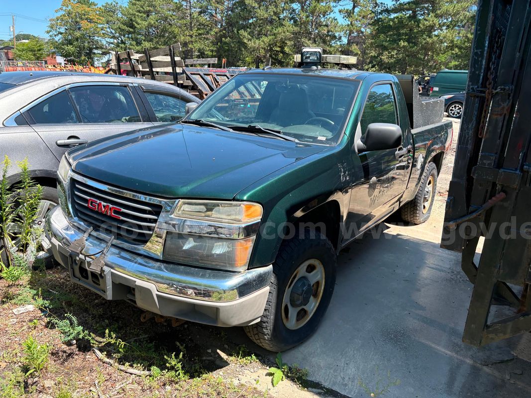 2010 GMC Canyon w/ Snow Plow