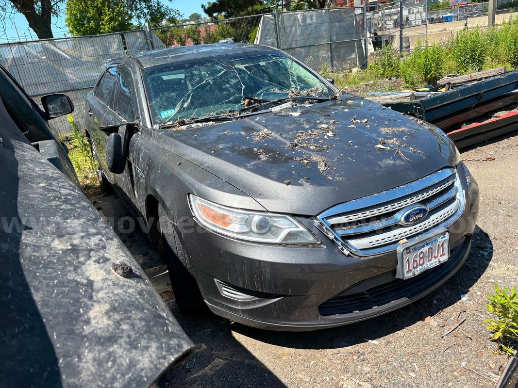 2011 Ford Taurus