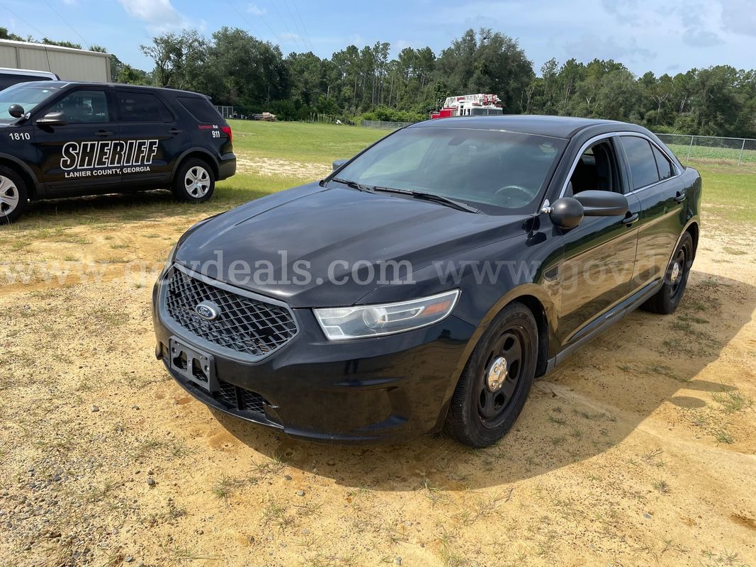 2015 Ford Taurus