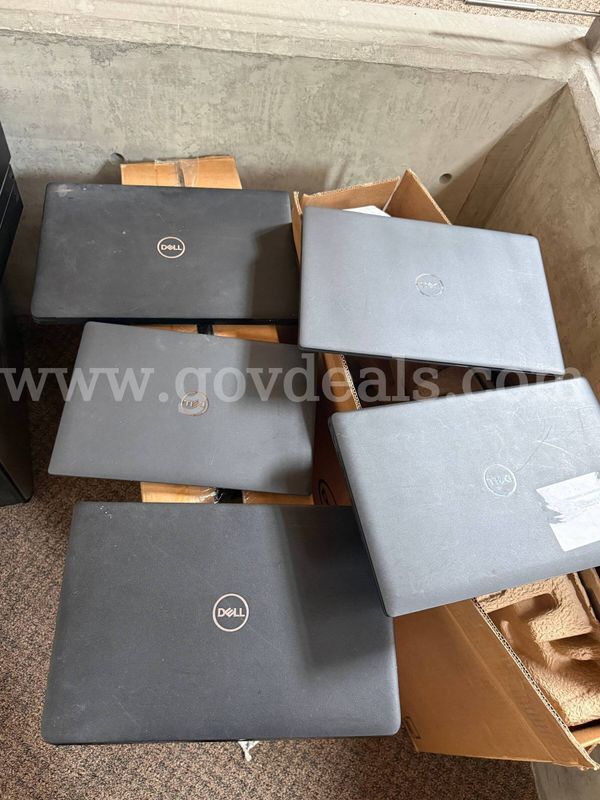 LOT OF FIVE (5) USED DELL LAPTOP COMPUTERS