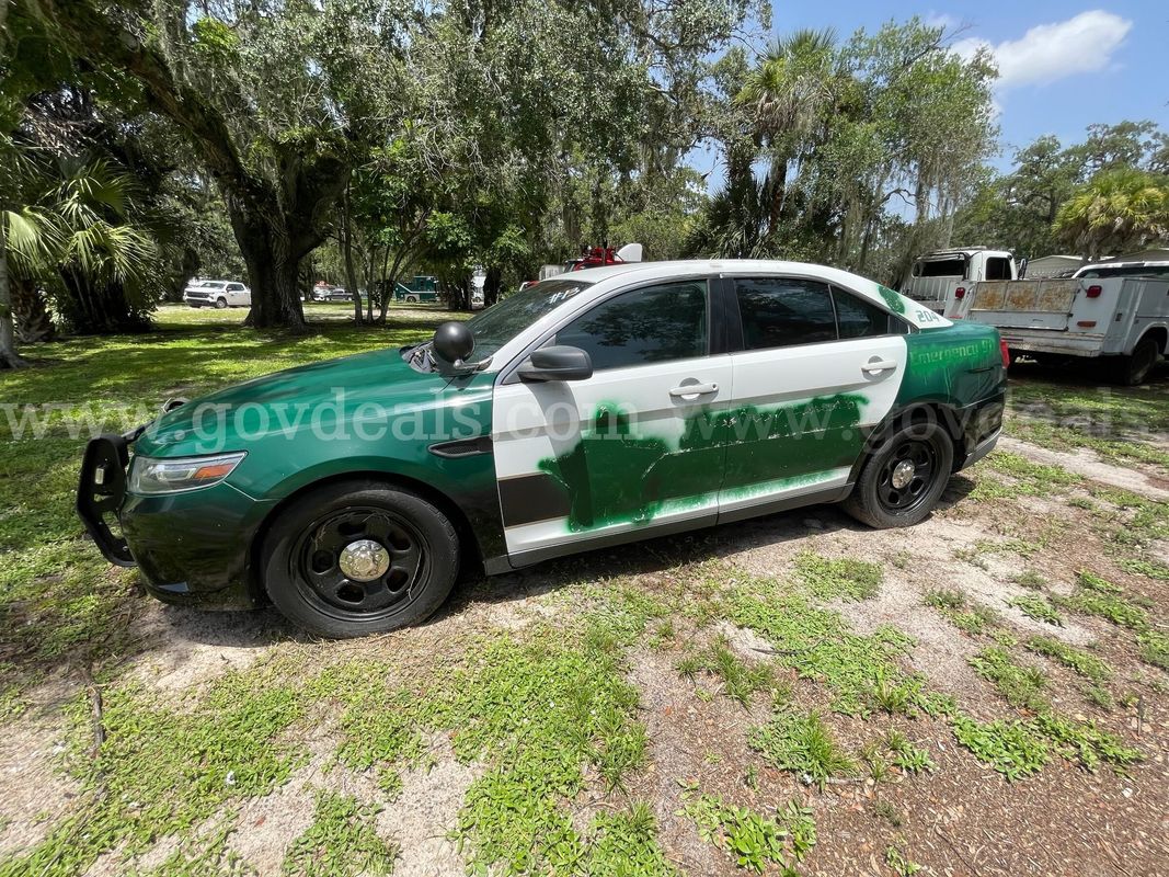 2013 Ford Taurus