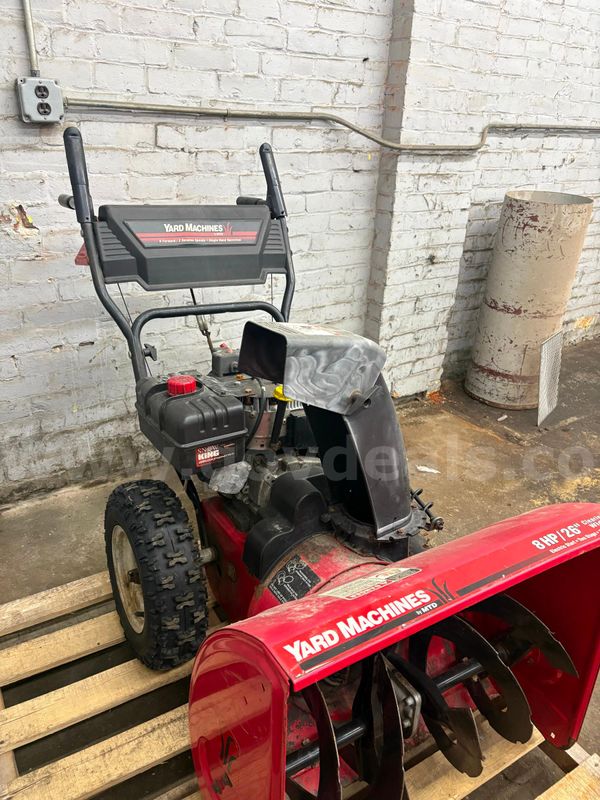Running Snow Blower Snowblower- Local Pickup Only! - Ma