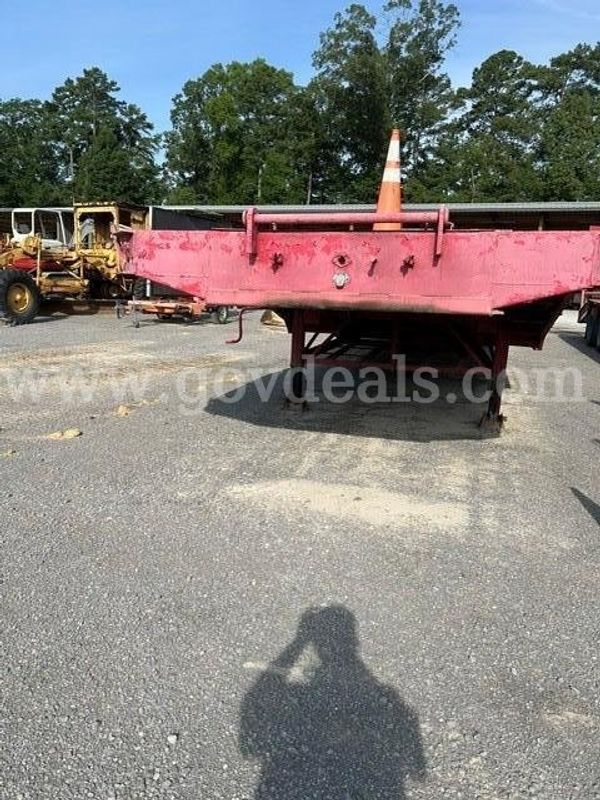 1987 Lowboy Trailer