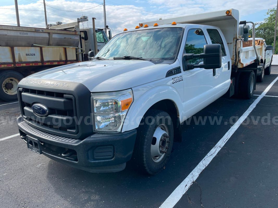 2012 Ford F-350 XL SD Crew Cab DRW 2WD Dump Truck with 6.2L V8