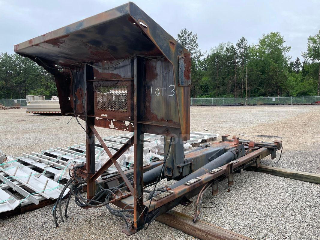 Swap Loader Frame Assembly with Headache Rack