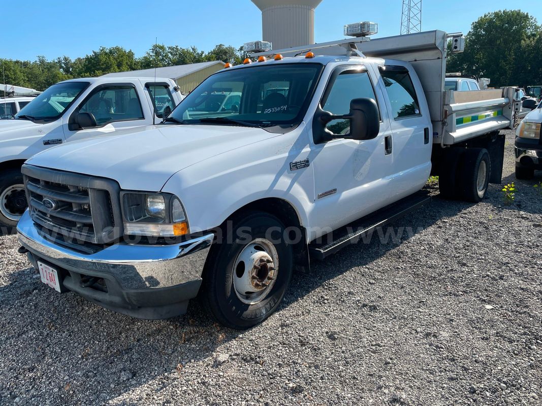 2003 Ford F-350 SD XL Crew Cab 2WD DRW with Dump Body