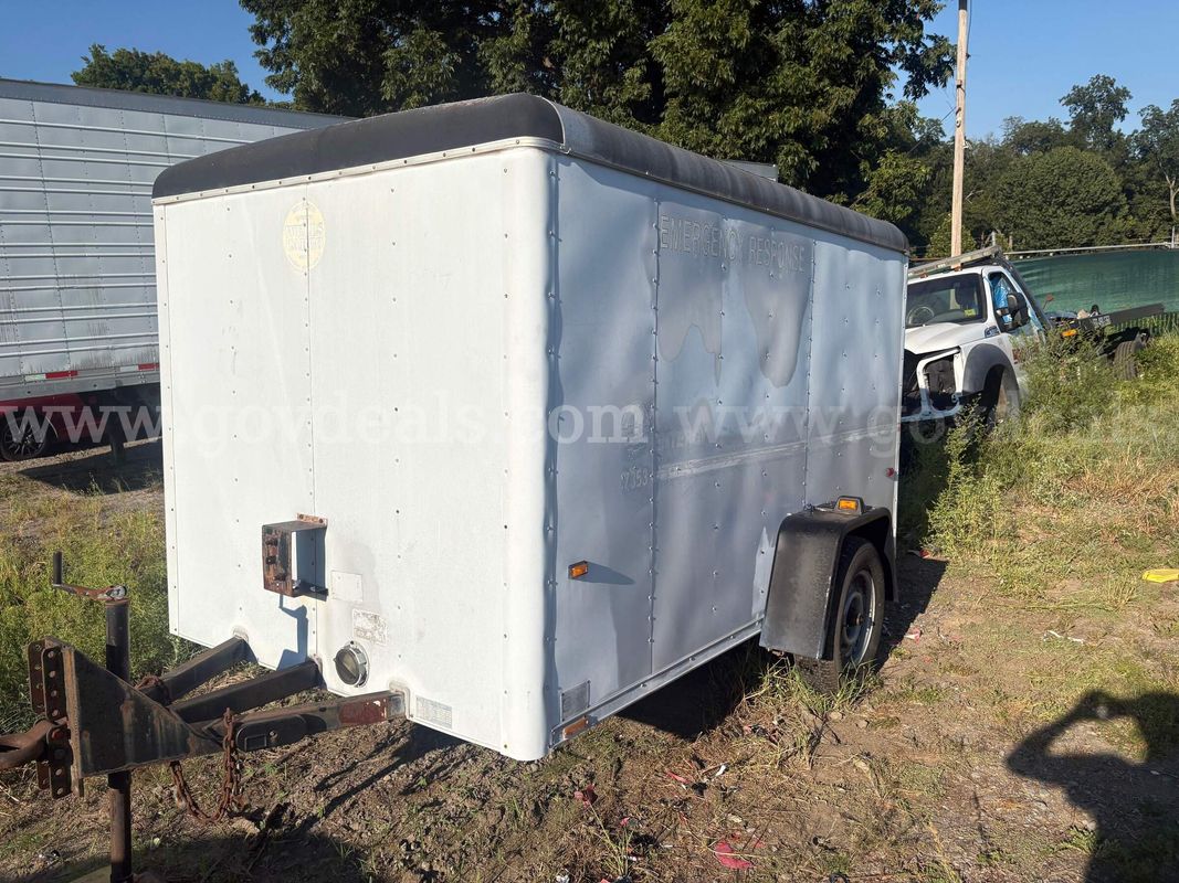 1994 Wells Cargo S/A Enclosed Trailer