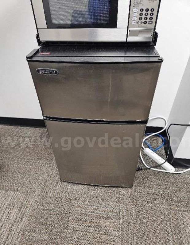 Refrigerator/Microwave