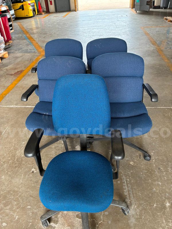 Chairs, wheeled, lot of 5