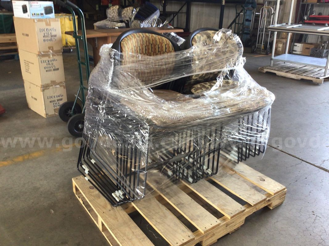 Chairs, stackable, lot of 15