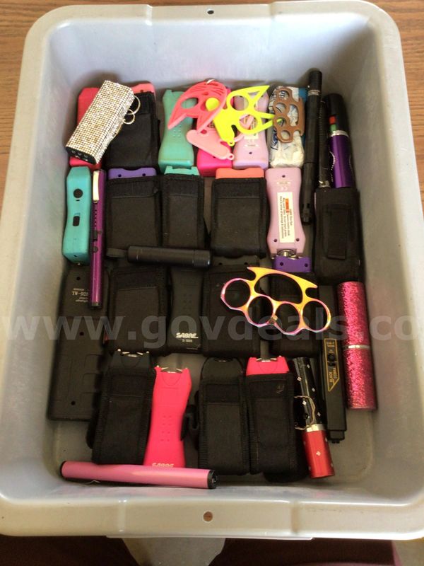Personal defense items, approximately 35 items - UNTESTED