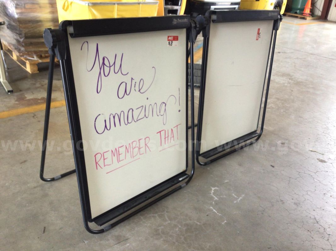 Sign frames, lot of 2