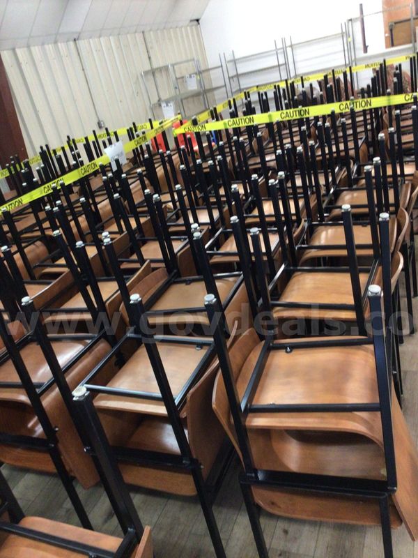 Chairs, stationary, lot of approximately 40