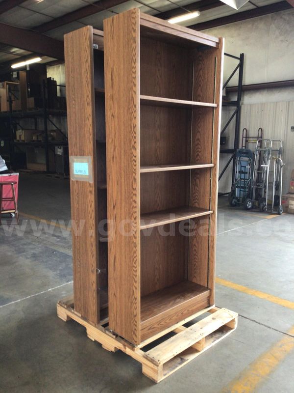 Bookcases, lot of 2