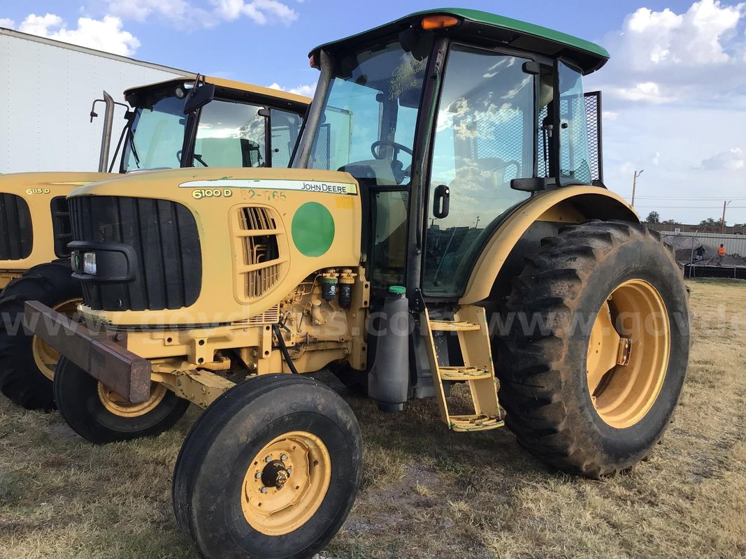 Tractor, John Deere 6100D
