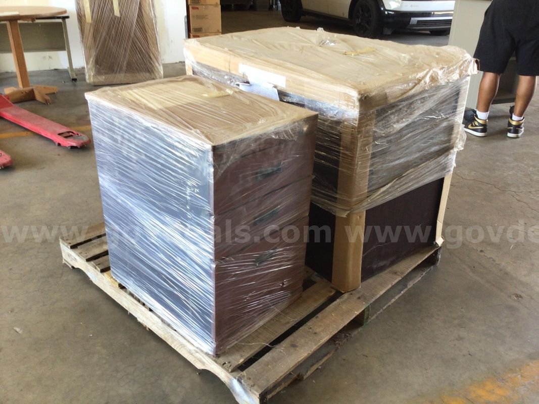 File cabinet and workstation