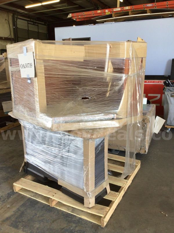 Desks, corner, lot of 2